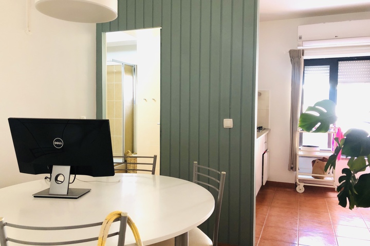 Spacious Studio with 50m² Terrace 2 min from Beach - 5