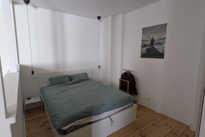 Berlin studio in hip schillerkiez - 2
