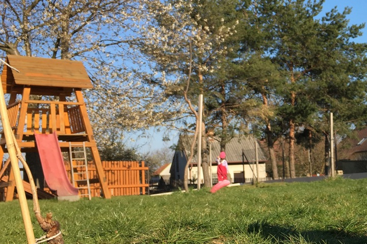 Family house with garden and outdoor fireplace - 3