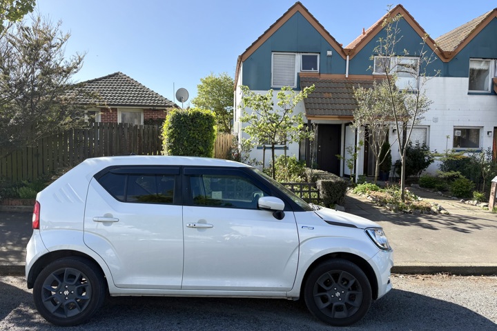 Town House with Courtyard Garden - 9
