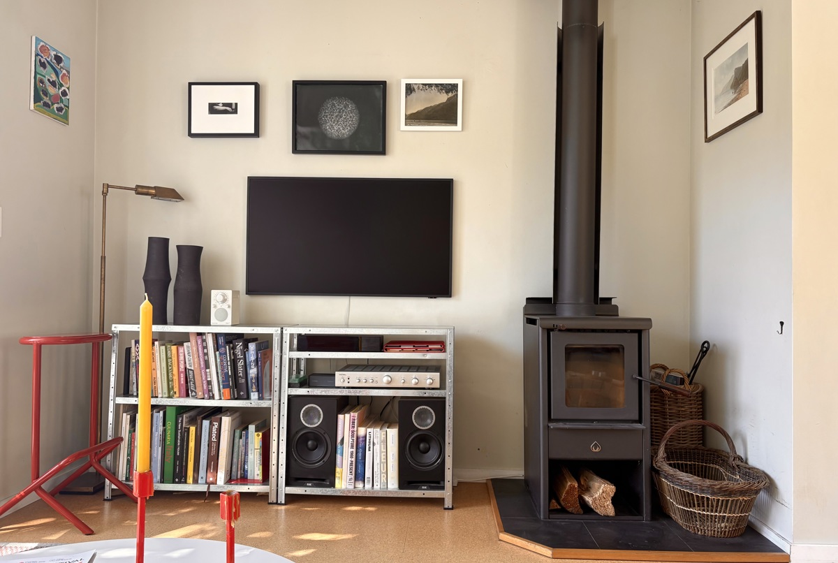 Town House with Courtyard Garden