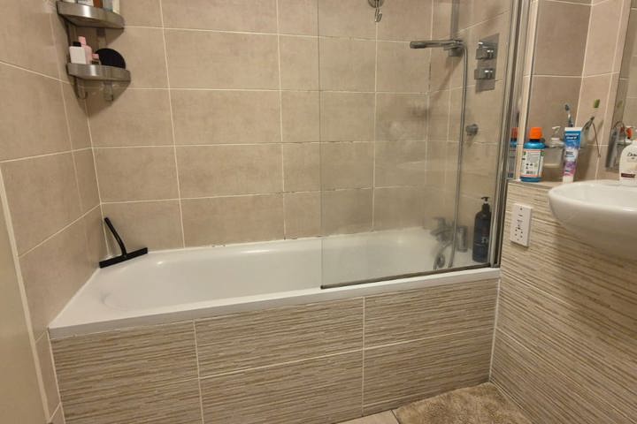Bright and comfortable, well equiped 1 bedroom - 4