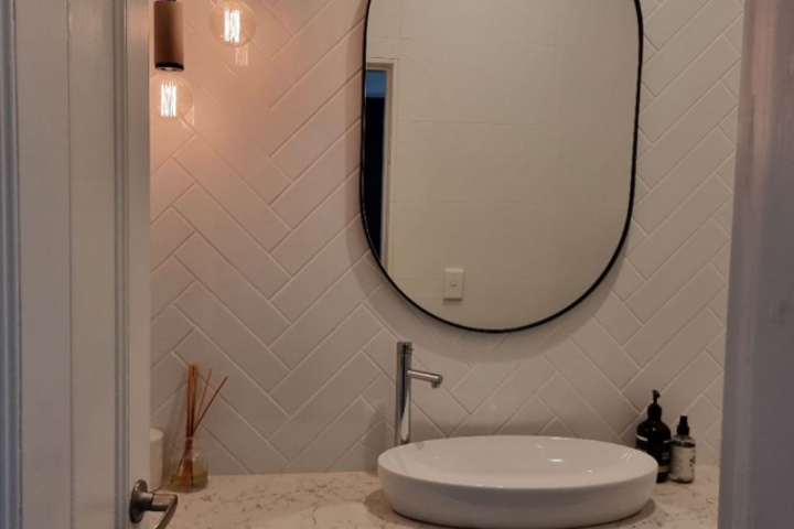 Luxury Large Bondi Rennovated House with Pool - 17