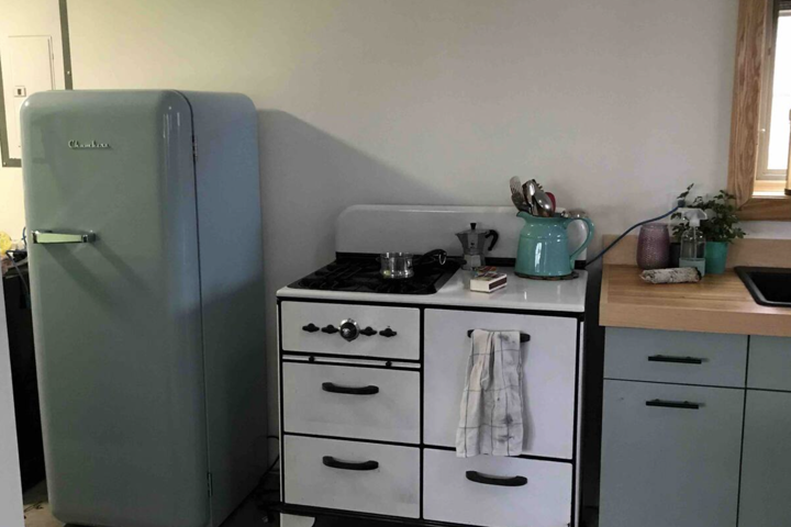 Eclectic, Secluded Cabin + "Tiny" Bonus Office - 2