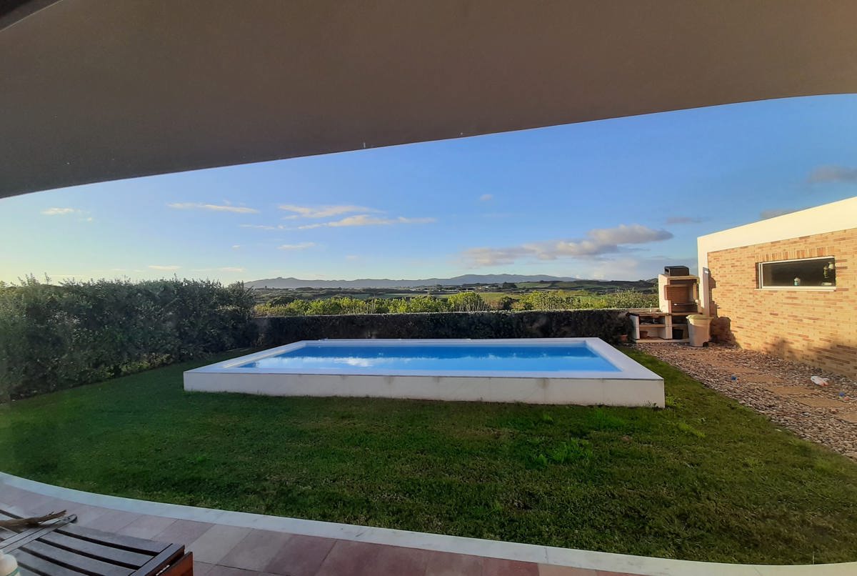 Villa with garden and swimming pool in Sintra