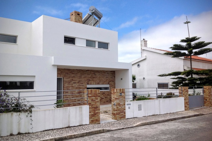 Villa with garden and swimming pool in Sintra - 1