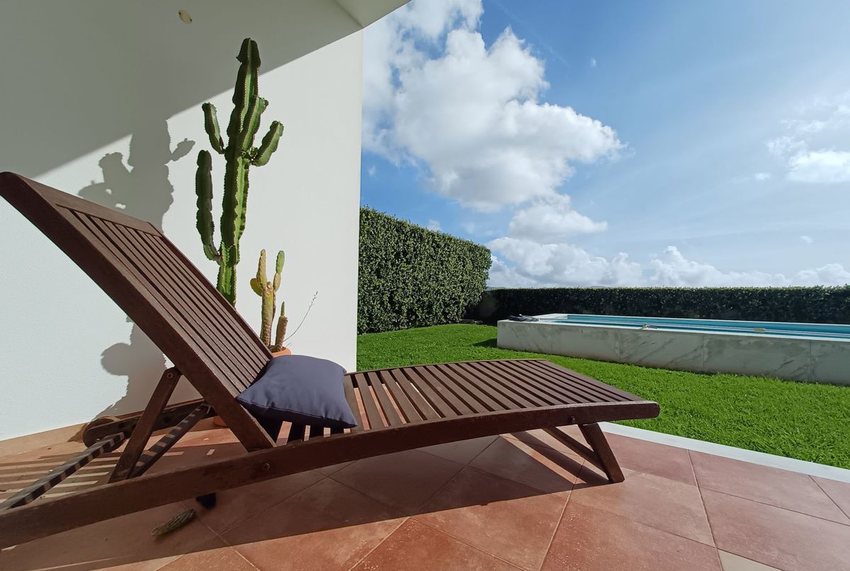 Villa with garden and swimming pool in Sintra