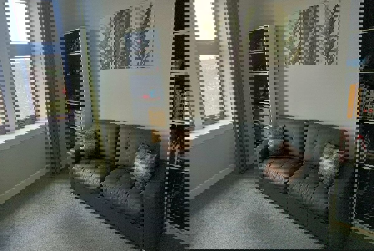 A cozy 1-BR flat in a lively area of Glasgow