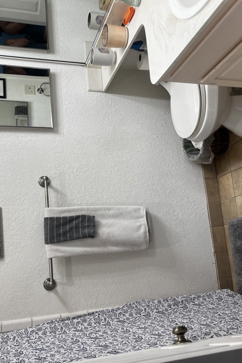 Gorgeous, clean townhouse in quiet, peaceful area - 6