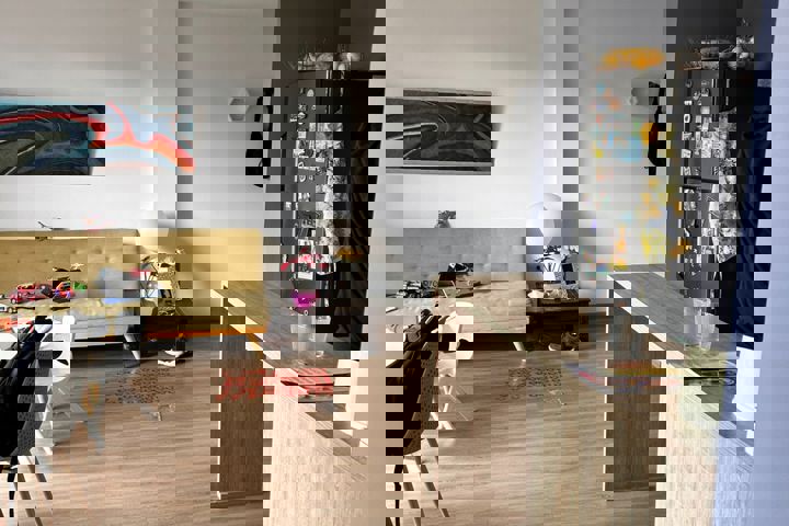 Sunny, modern two-bedroom apartment in a quiet tow - 2