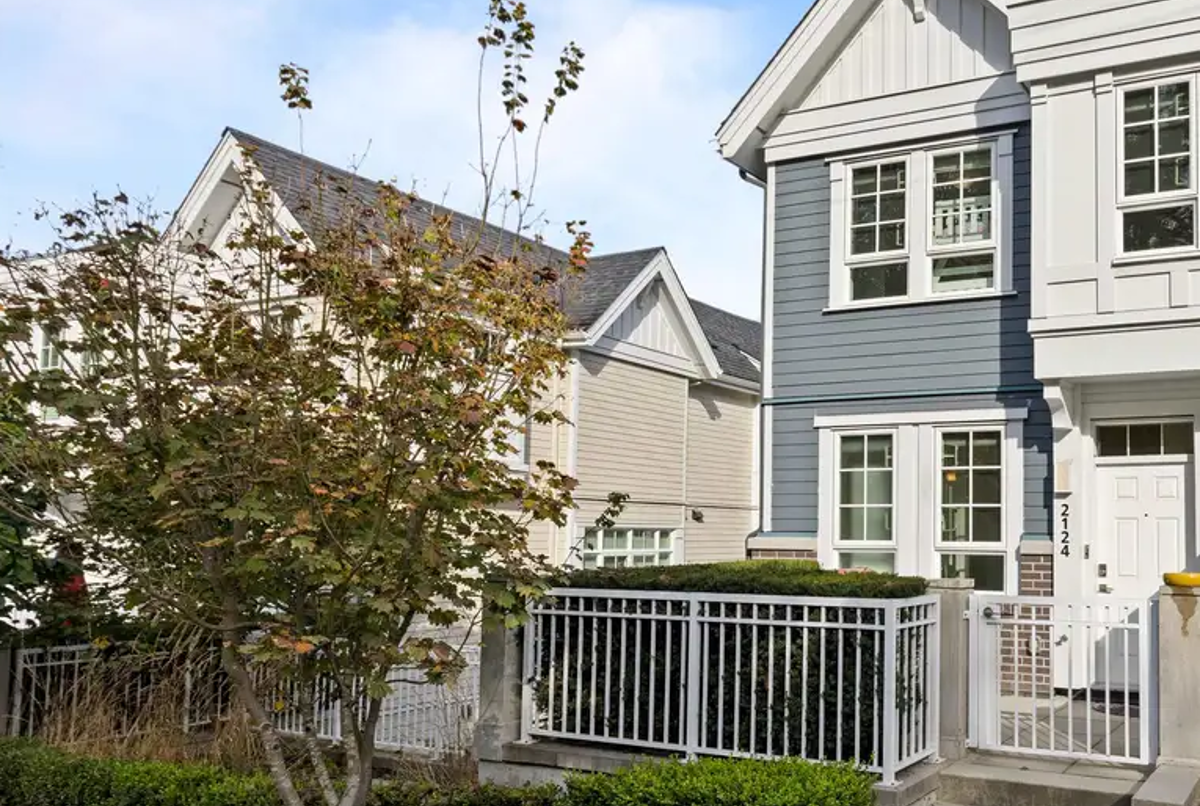Lovely home near ocean, mountains, and Vancouver!