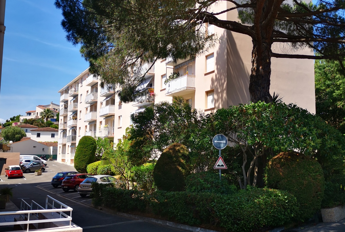 Cozy appartement 8 min from the coast