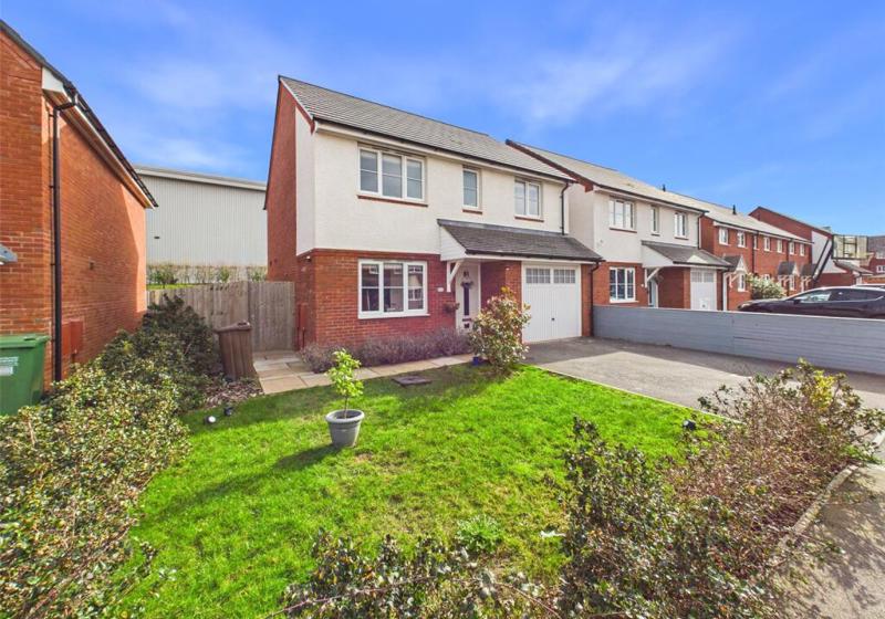 home swap in Stonehouse, England