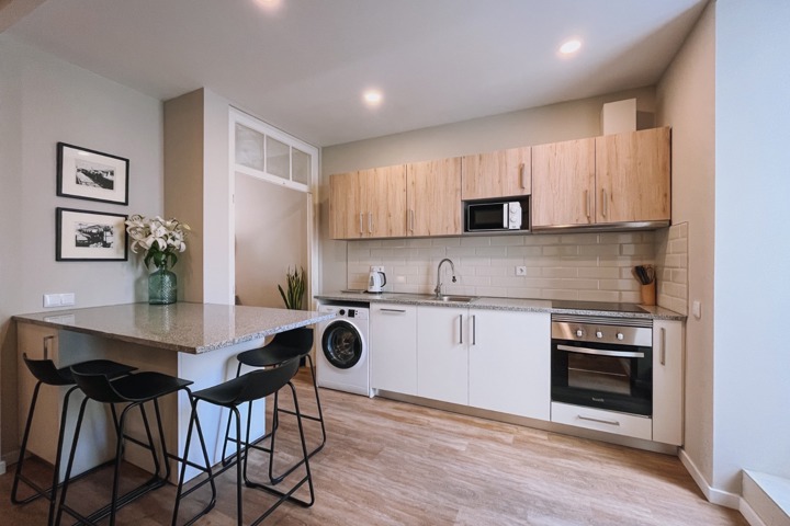 Modern Apartment in Old Town - 6