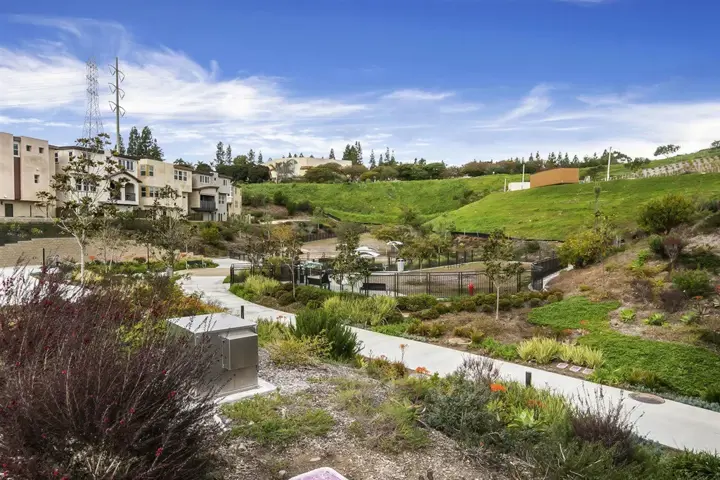 San Diego CIVITA PARK Townhome - 12