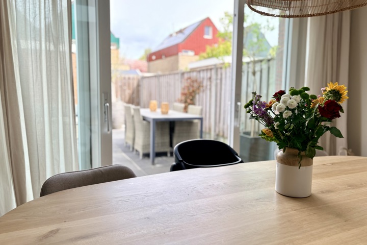 Bright, family-home in a beautiful area - 2