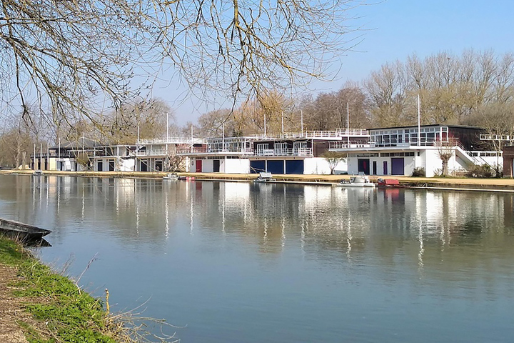 Stylish home beside the River Thames, Oxford - 28