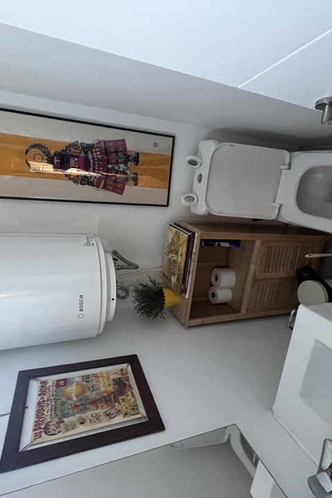 A Stylish Apartment in the Heart of Barcelona - 4