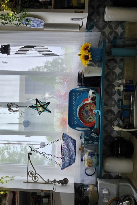 Colourful 'n Cozy City Apartment! - 25