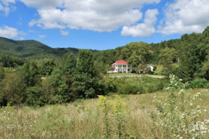 Mountain Laurel Farm - 1