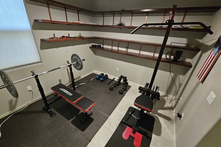 Cozy and Spacious House in the Desert - 2