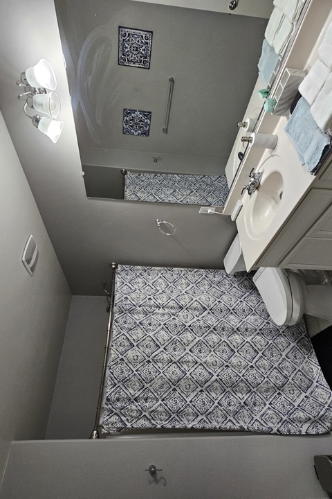 Cozy and Spacious House in the Desert - 9