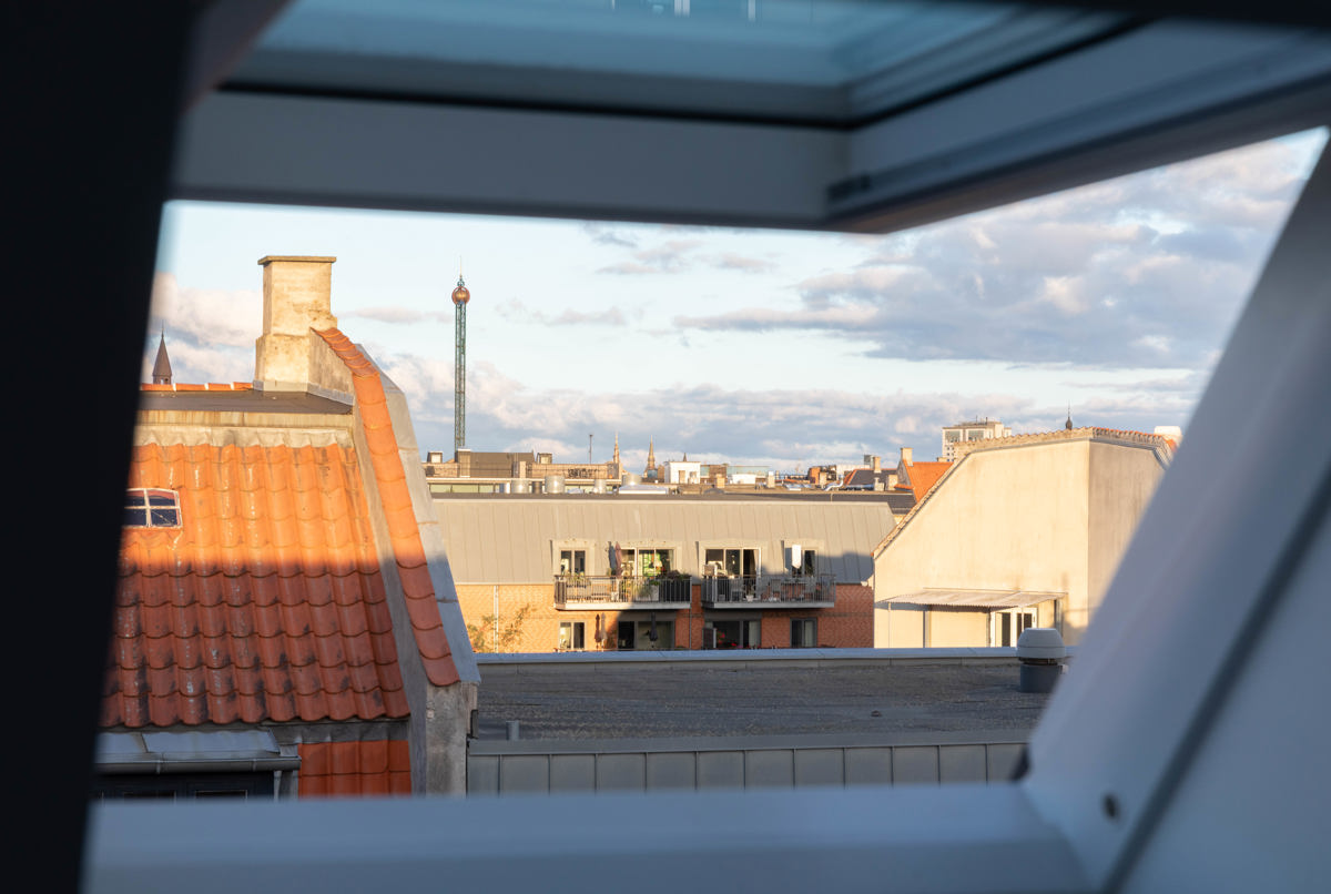 Nordic style apt in trendy Vesterbro, central CPH.