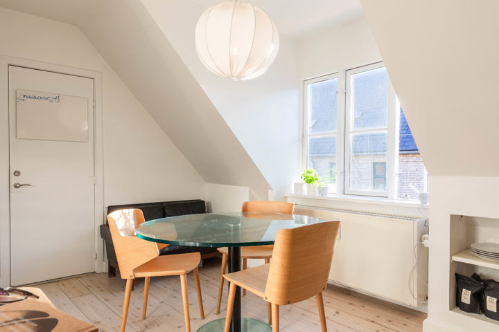 Nordic style apt in trendy Vesterbro, central CPH. - 5