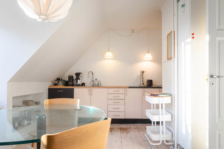 Nordic style apt in trendy Vesterbro, central CPH. - 4
