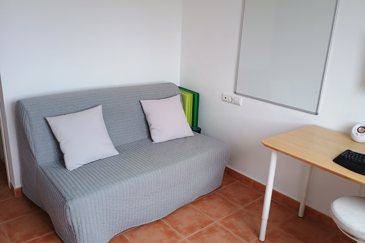 Sunny flat with pool & terrace - 5