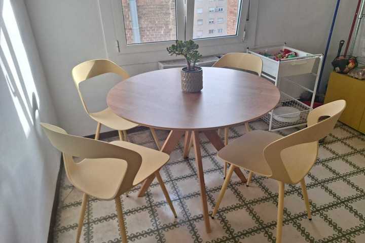 Flat with terrace in a central area of Barcelona - 2