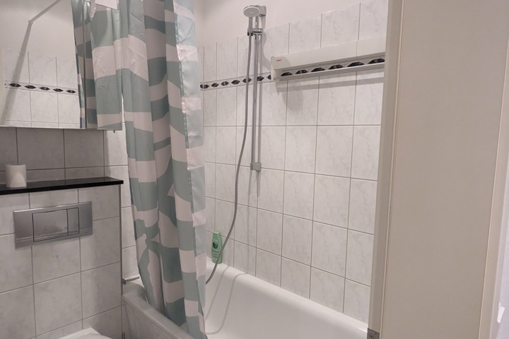 Cozy 1 room apartment in Lichtenberg Berlin - 6