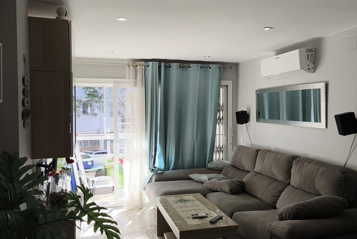 3-Room Apartment with dedicated workspace