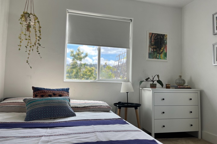 Charming 3-Bedroom in Beautiful LA Spanish Duplex - 15