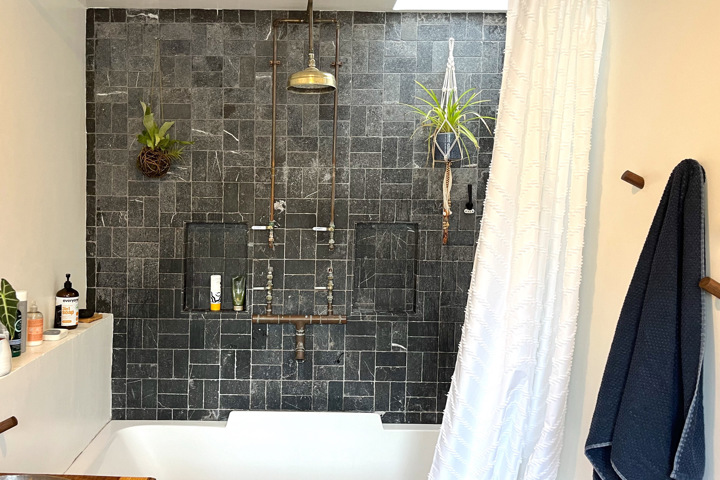 Charming 3-Bedroom in Beautiful LA Spanish Duplex - 18
