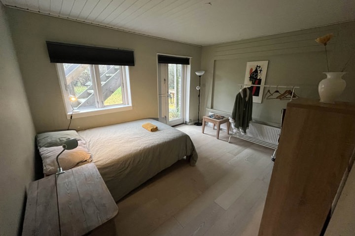 House with fenced garden + 3 rooms. - 3