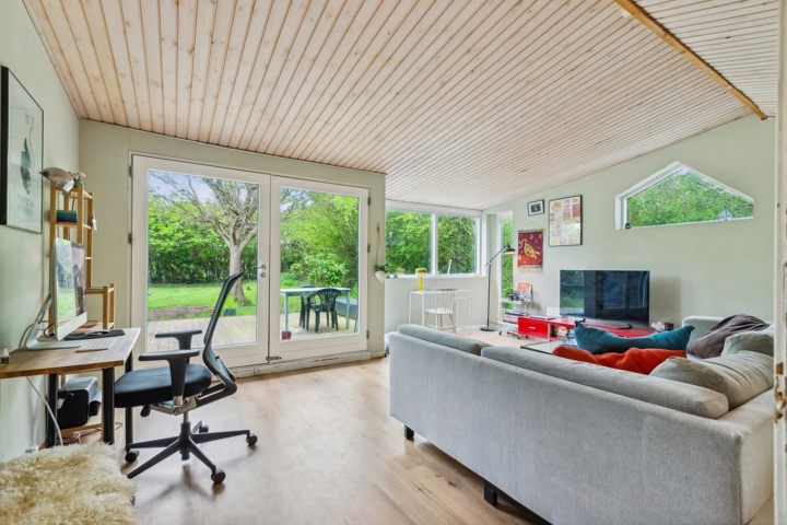 House with fenced garden + 3 rooms. - 1