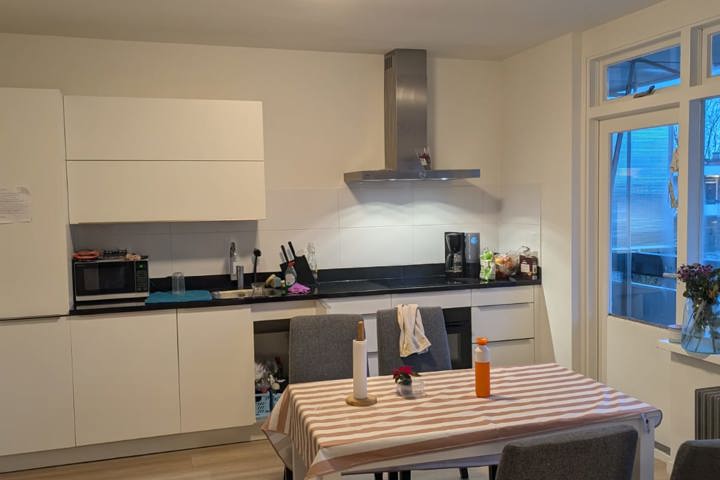 Spacious 2-bedroom apartment Amsterdam - 2
