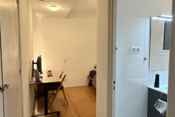 Beni's en-suite room in Exiample, Barcelona - 3