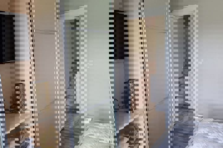 2 Bedroom Modern Cottage - 3