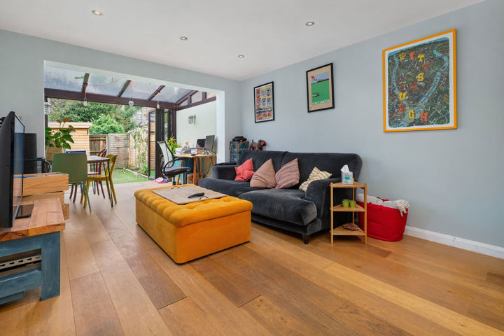 brick lane dream home - 1