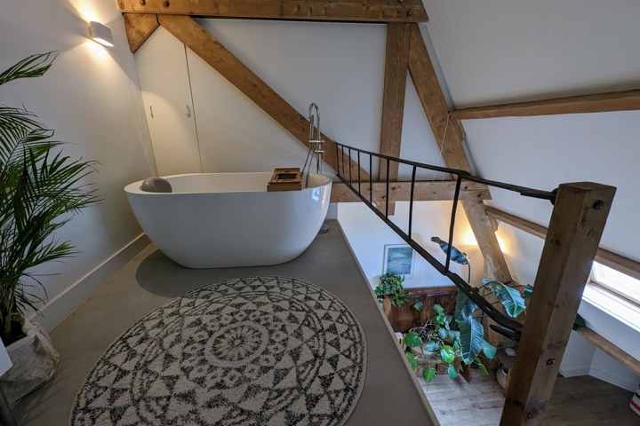 Stylish apartment in calm neighborhood near center - 4