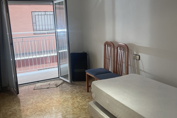 One minute walking to the beach - 4