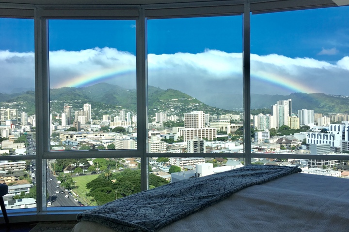 Ocean view condo 10 min walk to beach & mall - 4