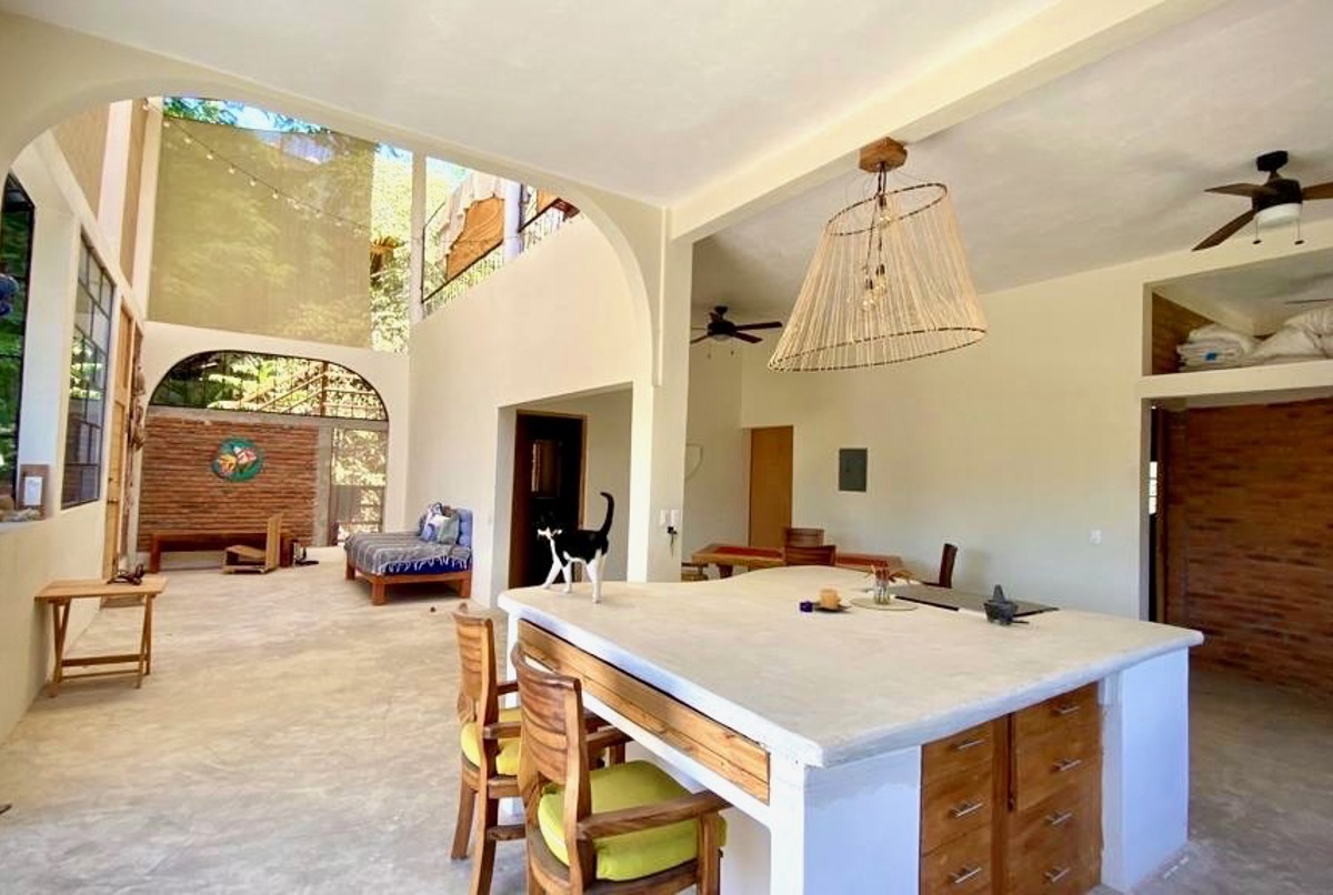 Home Retreat in the Jungle