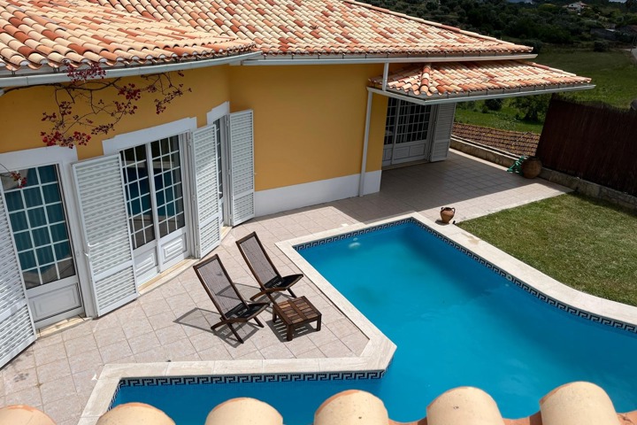 Countryside Villa with Private Pool in Portugal - 9