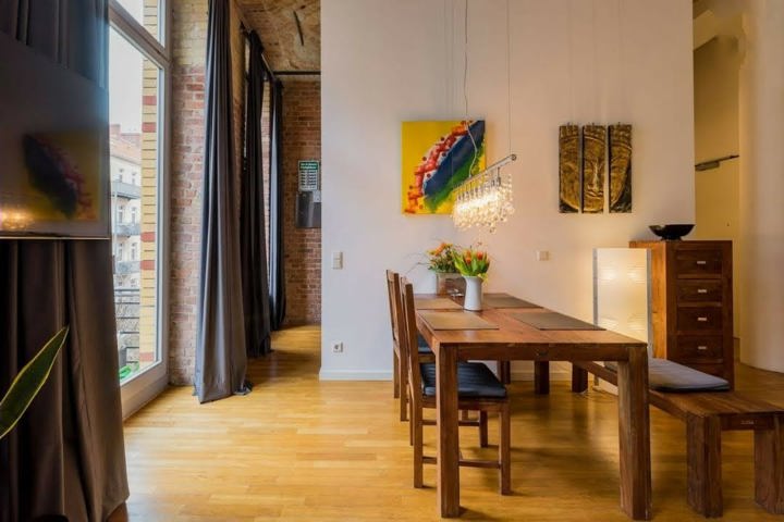 Stylish East Side Loft in Center with AC - 3