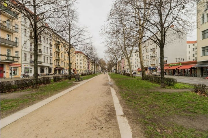 Stylish East Side Loft in Center with AC - 23