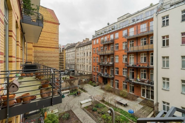 Stylish East Side Loft in Center with AC - 22