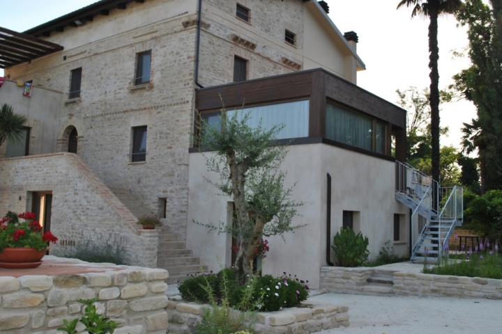 Nelle verdi colline del centro Italia - 9